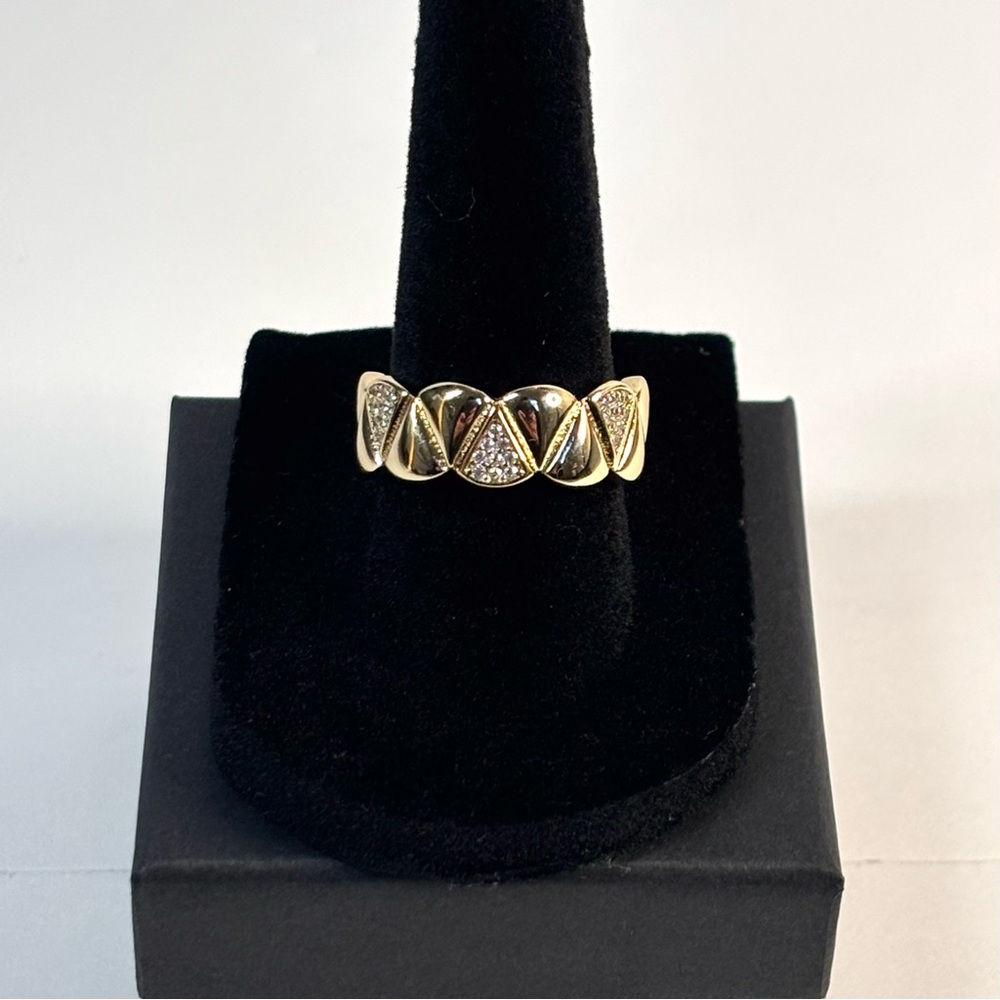 18k yellow gold-plated patterned ring with CZ accents - Picture 2 of 7